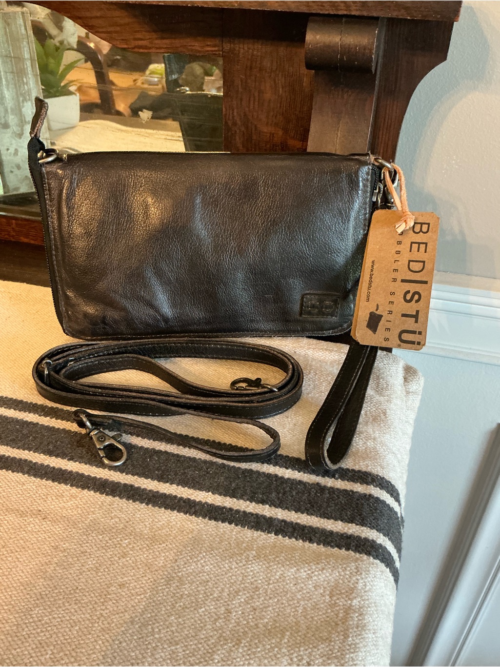 Nwt Bed Stu Templeton Black Indie Red Rustic Crossbody Bag Wristlet Wallet 189 — image 3 of 8